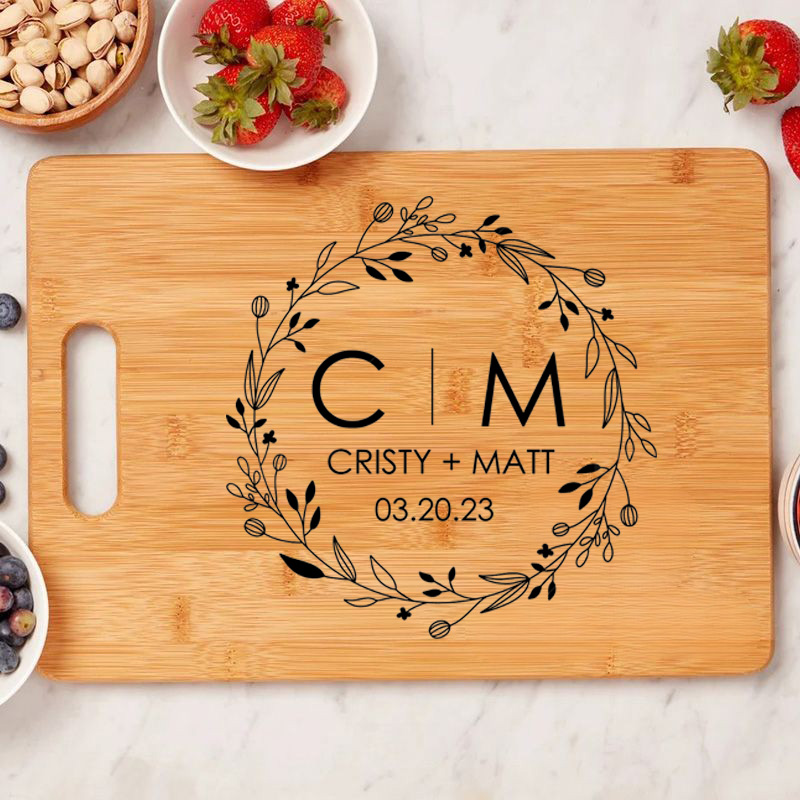 Personalized Name Square Charcuterie Board with Close Garland Pattern Ingenious Present for Anniversary