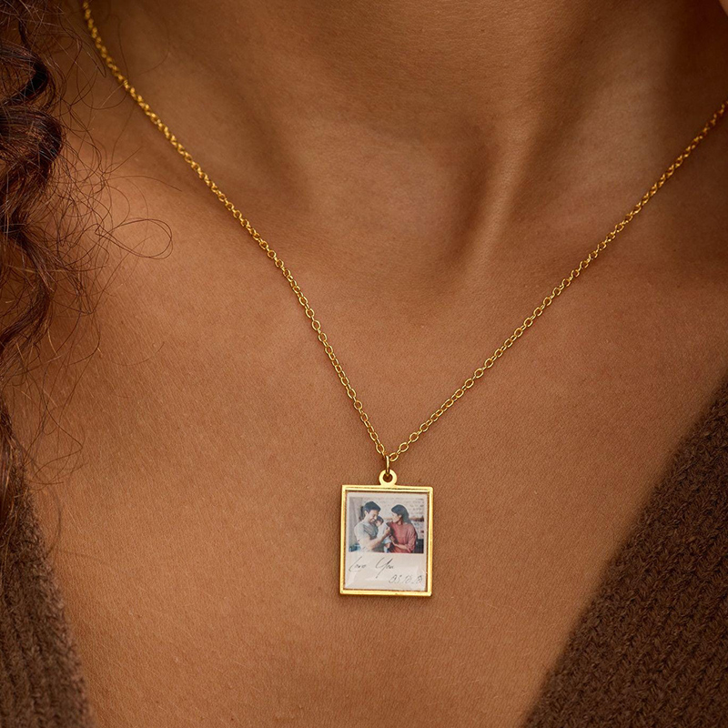 Personligt fotohalsband med anpassningsbar text en present till familjen