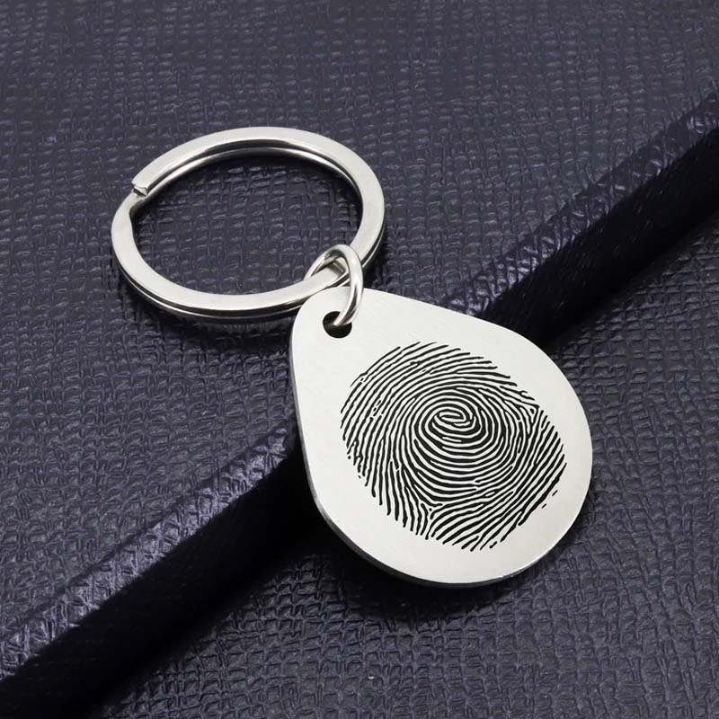 Aangepaste onregelmatige vingerafdruk sleutelhanger