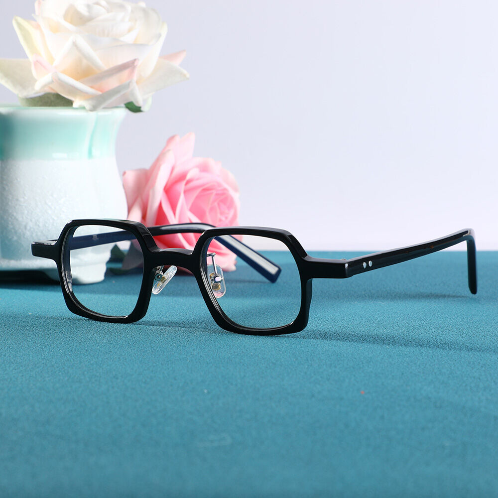 Cecil Square Black Glasses