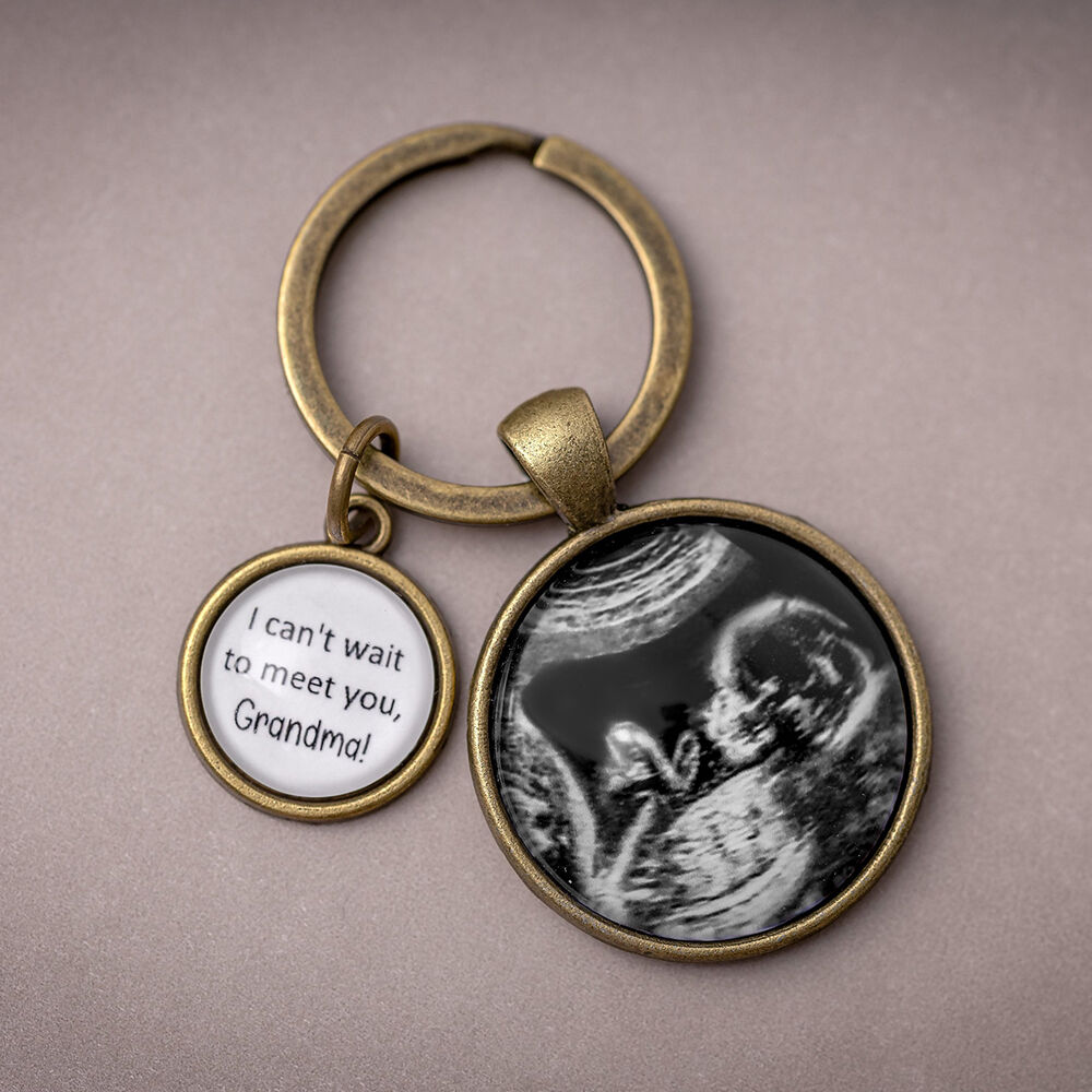 Personalized Ultrasound Photo Keychain Retro Style Pregnancy Gifts for New Dad Mom