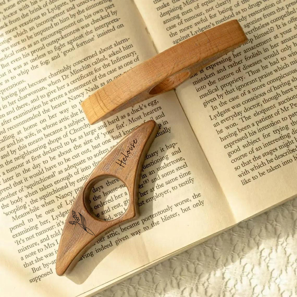 Personalized Book Page Holder Custom Birth Flower Wooden Reading Ring Birthday Gift for Friends