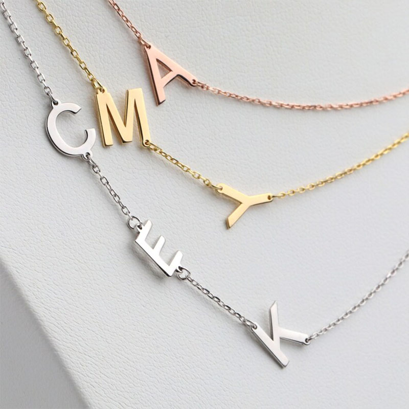 Spersonalizowana bransoletka z inicjałem serca dla żony