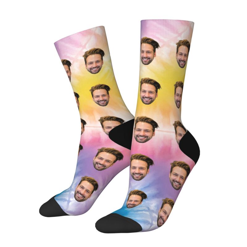 Calcetines de foto personalizados con teñido anudado de colores vibrantes para amigos