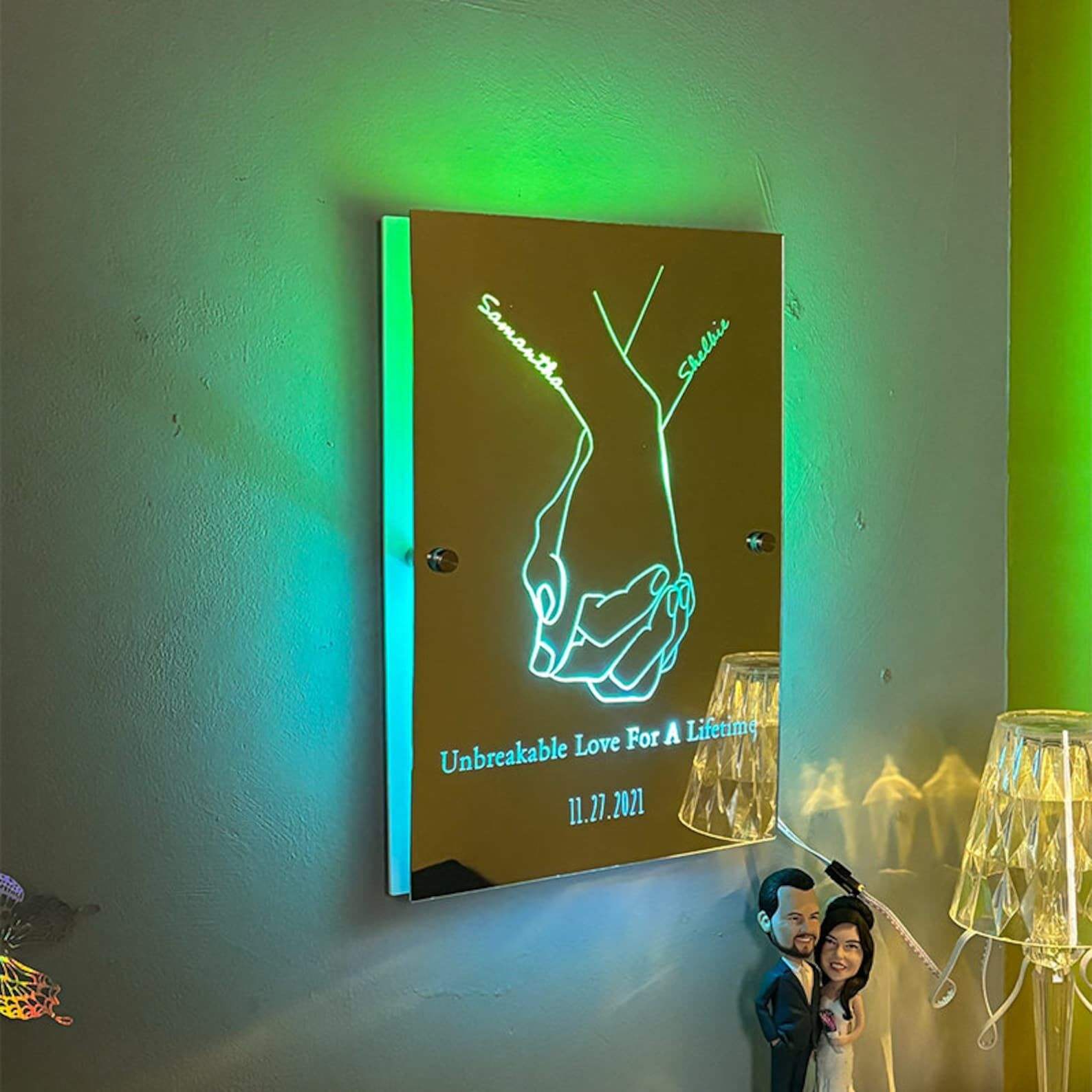 オーダーメイド ミラー 発光 ランプ カップル 名前入り ギフト 壁掛け 屋内装飾 リモコン付き