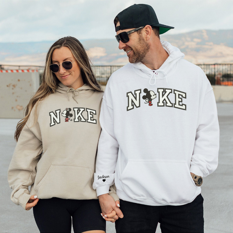 Personalized Hoodie Embroidered Cartoon Mouse Couple Kissing Design Valentine's Day Gift for Lovers