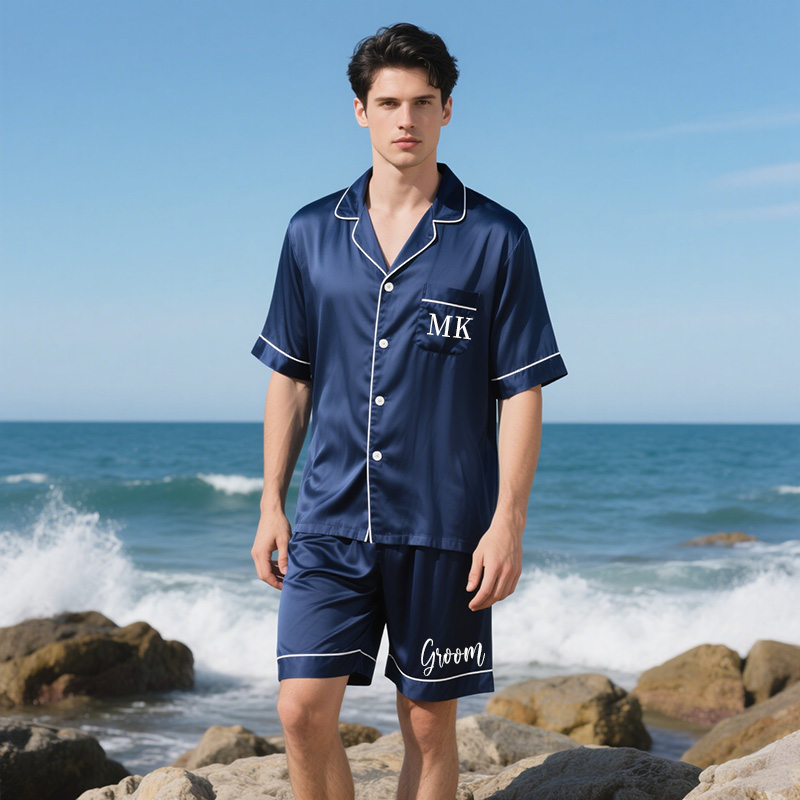 Personligt pyjamas-set med personlig gravyr Värdefull present till bröllopet