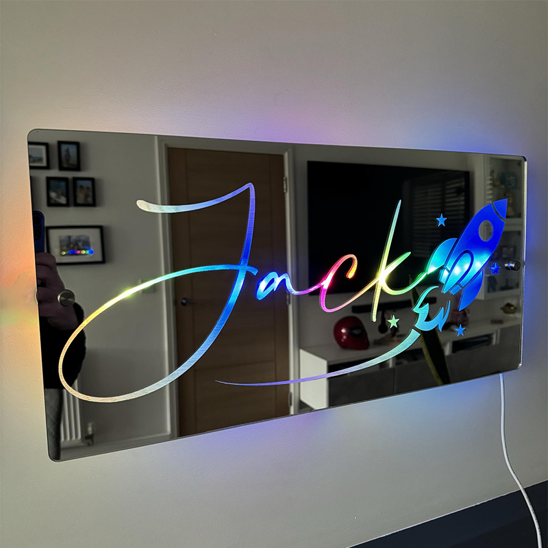 オリジナル 名入れ LED ミラー 発光 ライト 壁掛け 12色変化 屋内装飾 リモコン付き 壁フック付き
